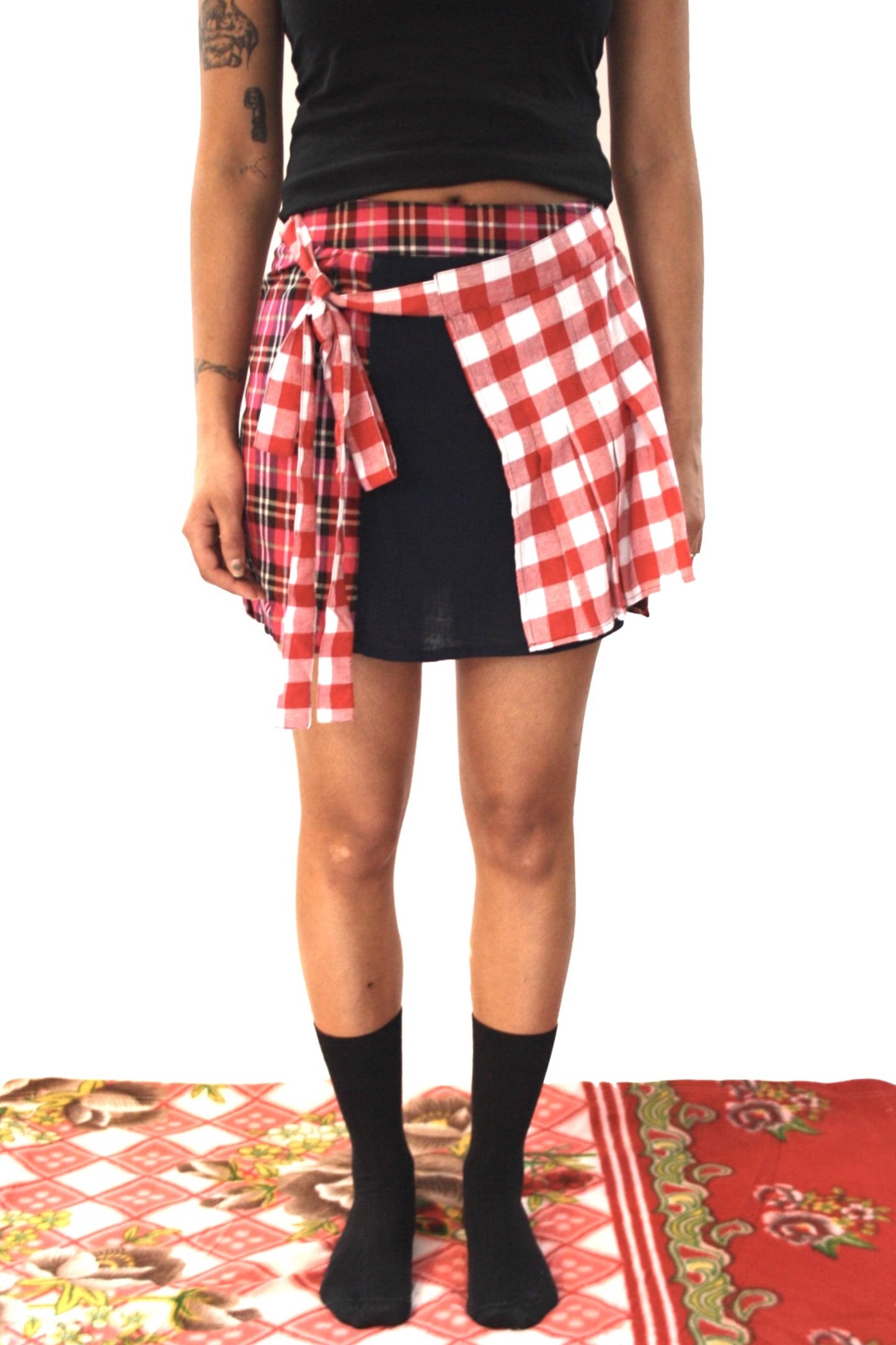 NIKI Short Skirt (Red)
